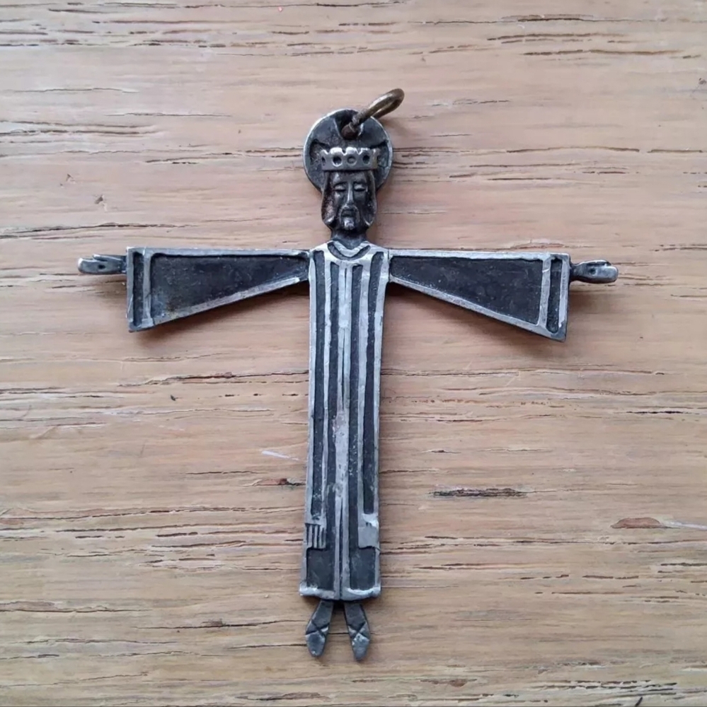 Italian man Made cross of Jesus Body from Italy silver tone. No marking. Vintage